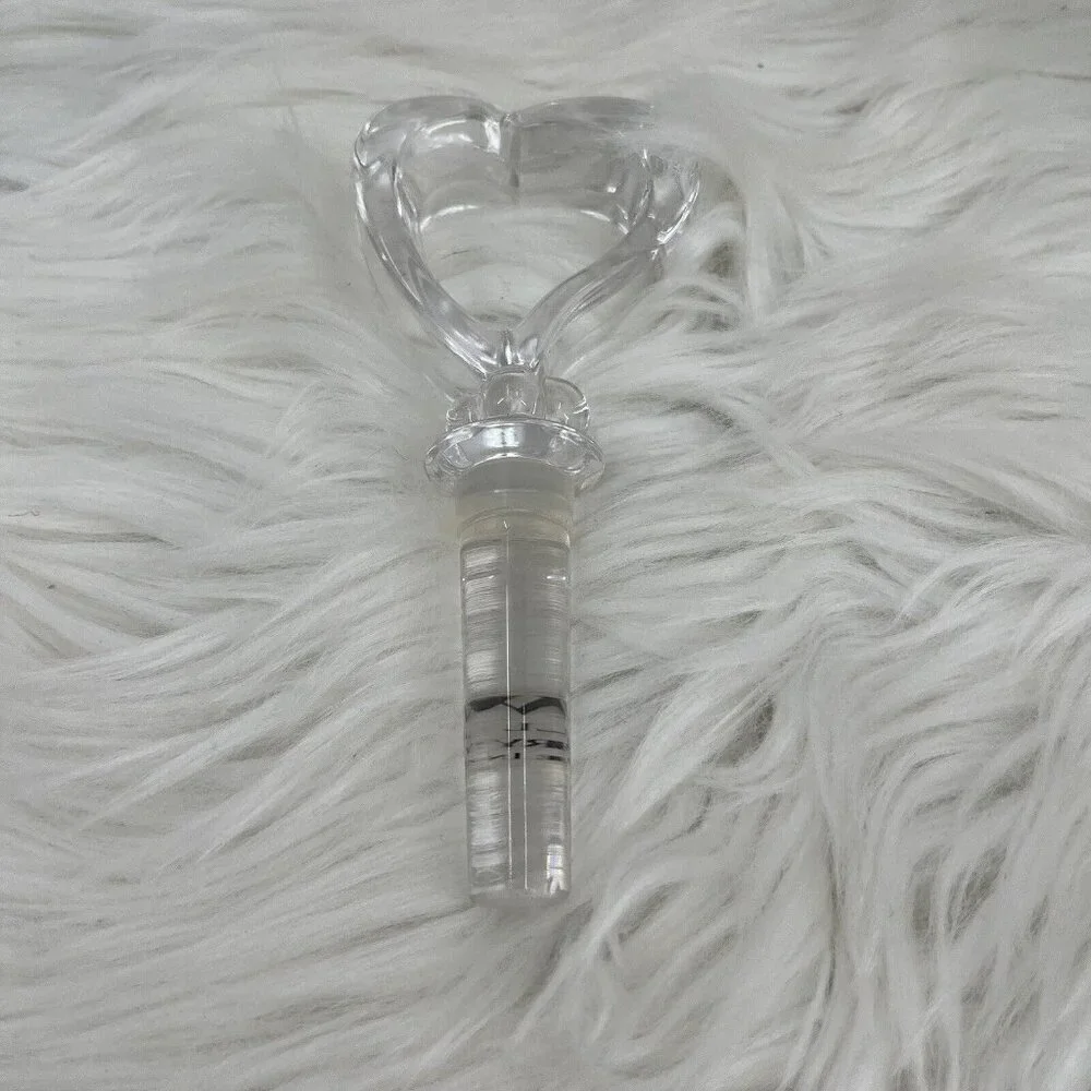 TOWLE Crystal Glass Open Heart Wine Bottle Stopper Austria